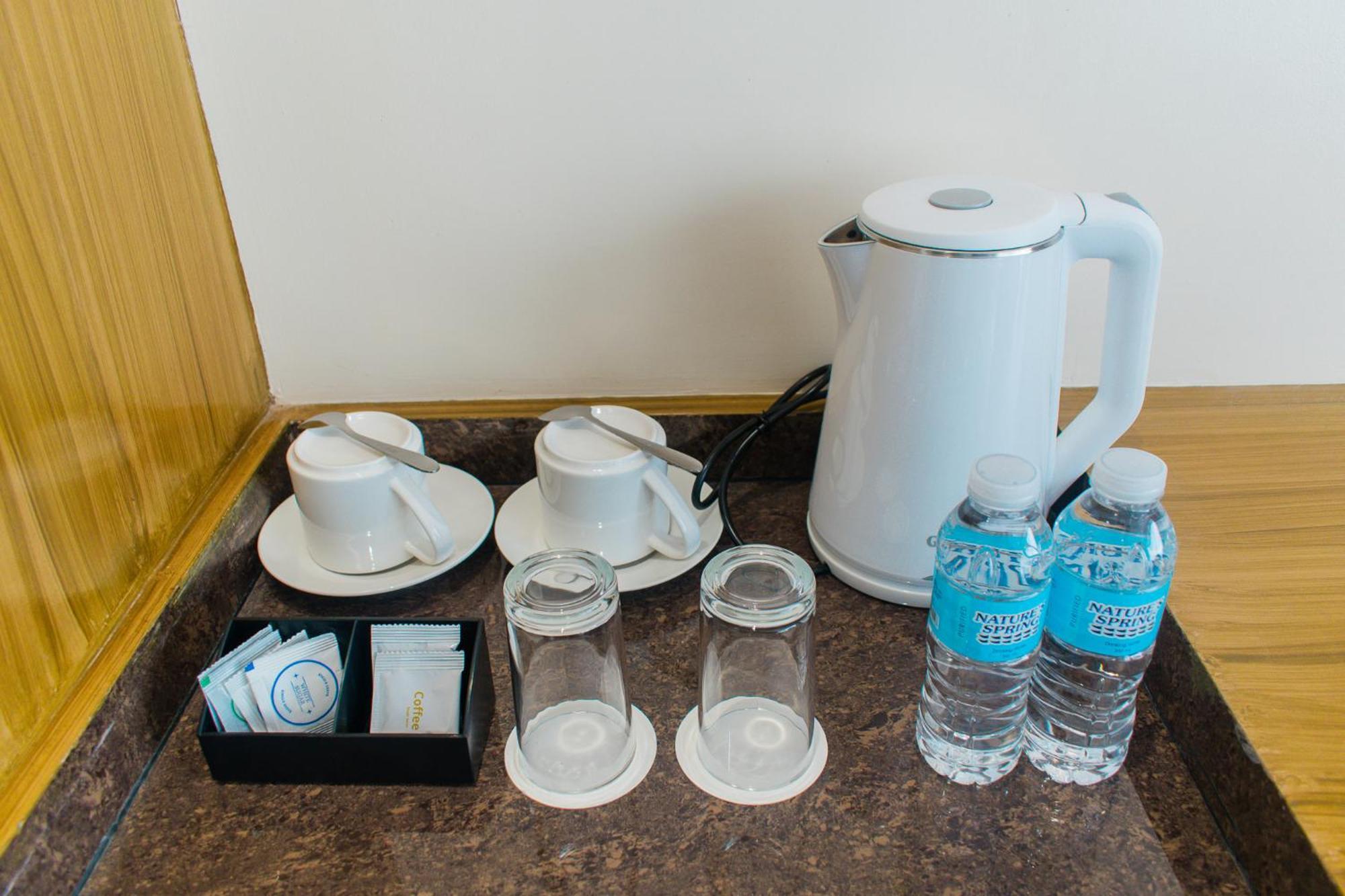 טאגבילראן סיטי Maxi Hotel And Event Center מראה חיצוני תמונה