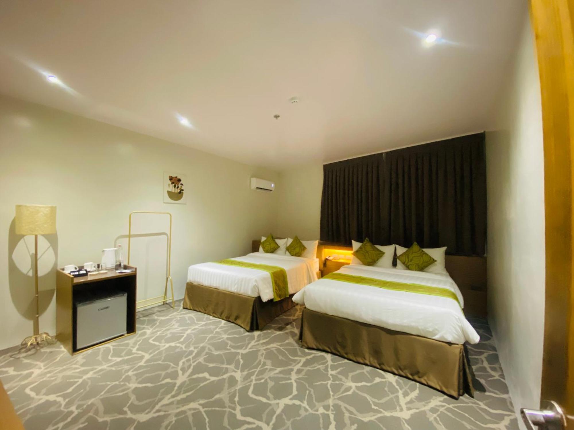 טאגבילראן סיטי Maxi Hotel And Event Center מראה חיצוני תמונה