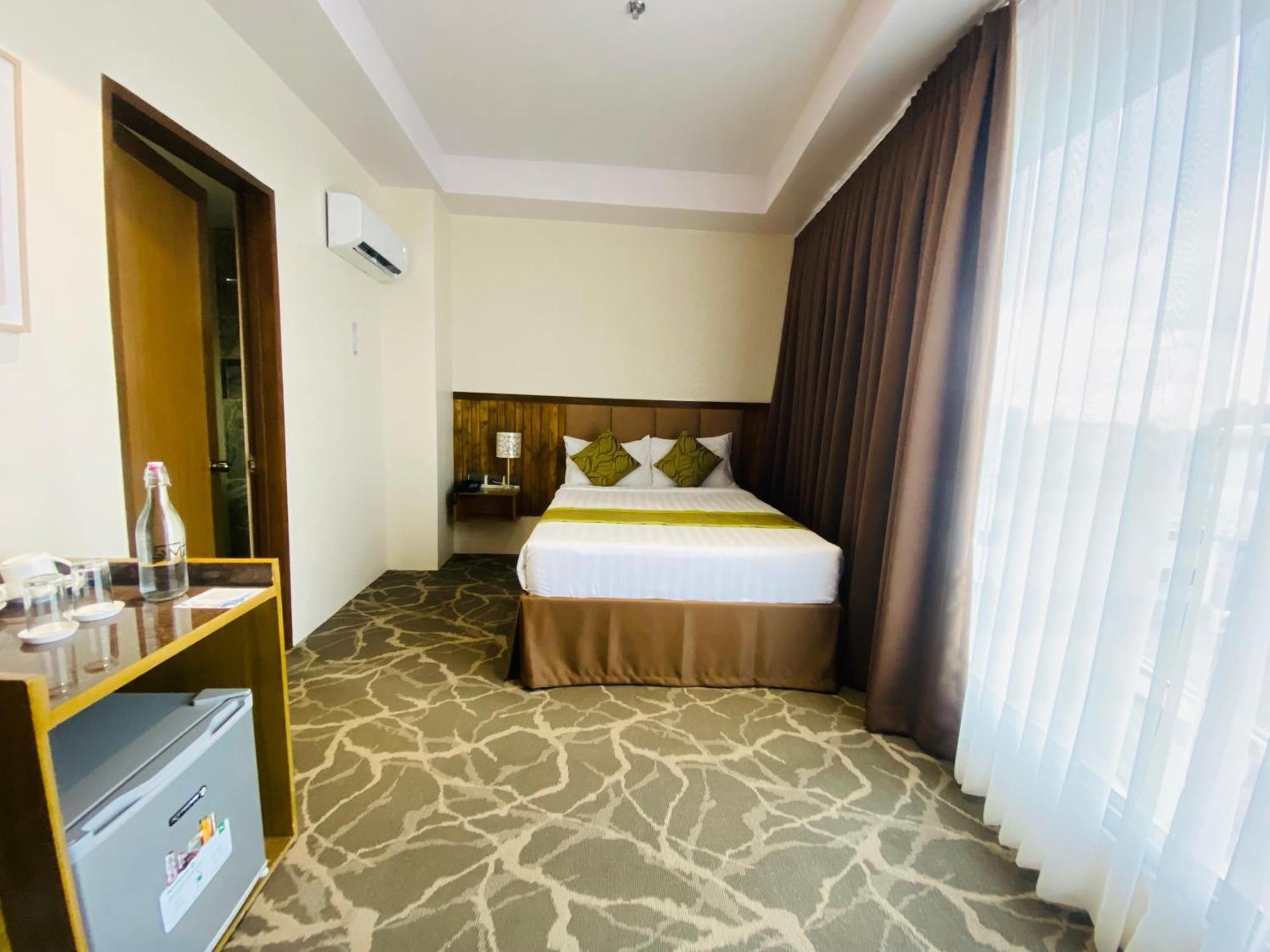 טאגבילראן סיטי Maxi Hotel And Event Center מראה חיצוני תמונה