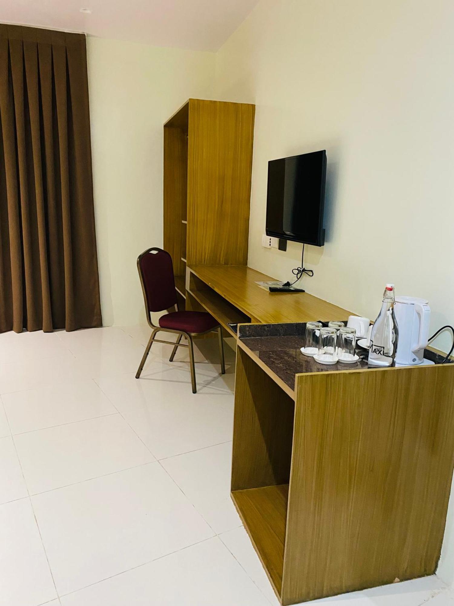 טאגבילראן סיטי Maxi Hotel And Event Center מראה חיצוני תמונה